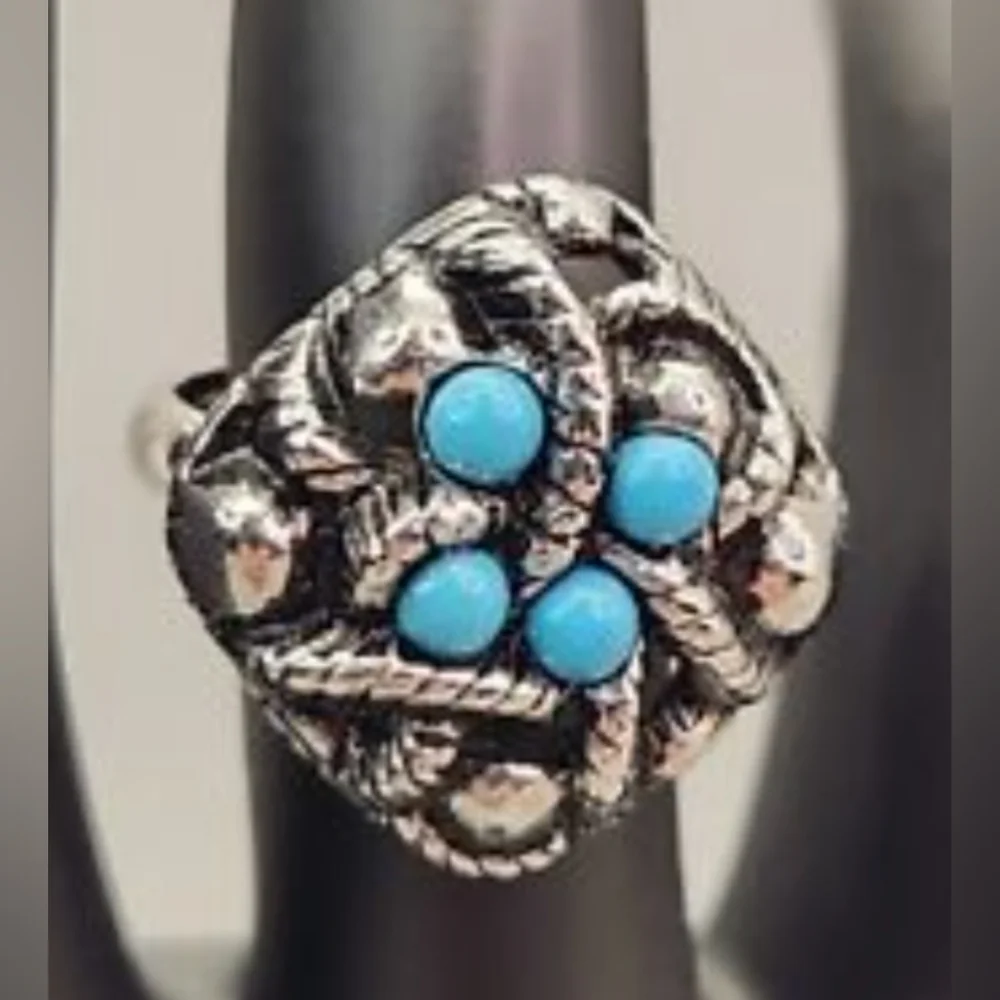 VTG 1973 Signed Avon Sierra Faux Turquoise Silver Tone Chain Pendant & Ring Set